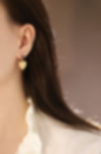 縮圖：Texture Heart stud earrings