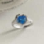 縮圖：Unique Blue Zircon Heart Ring, Playful Textured Adjustable Statement Piece