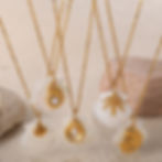縮圖：18K Gold Plated Bow & Shell Pendant Necklace – Dainty Vacation Jewelry for Women